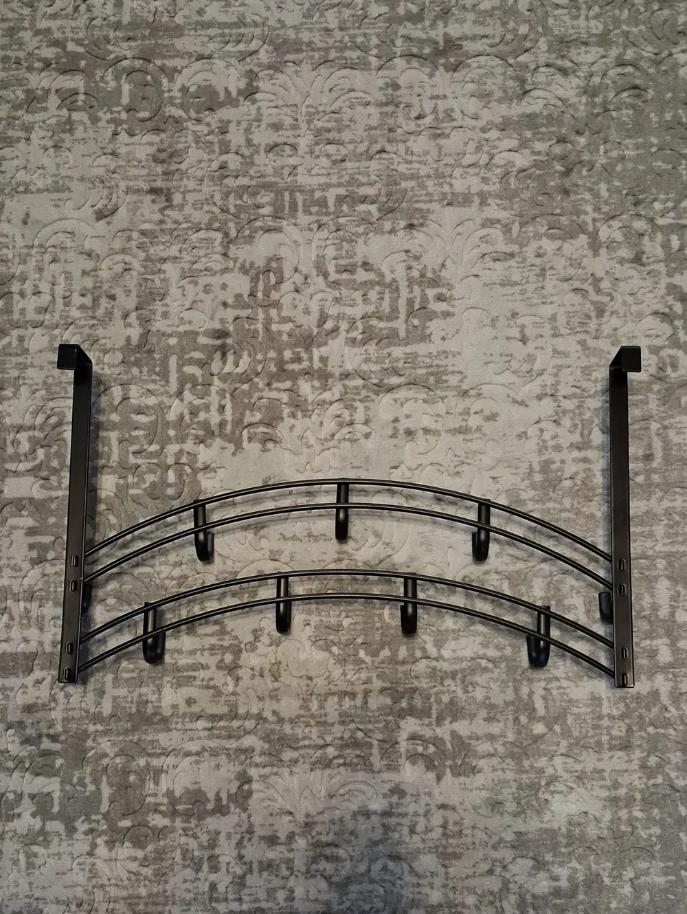 Over the Door 9 Hook Hanging Rack